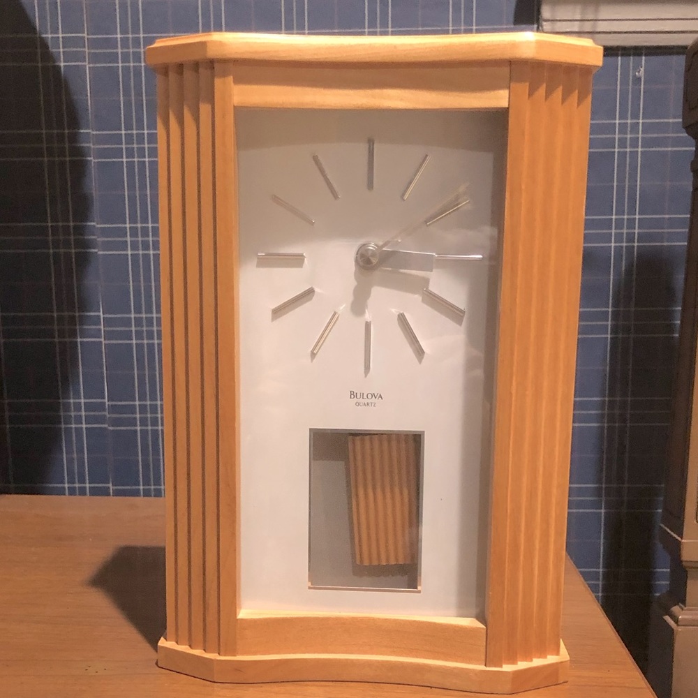 BULOVA Table or Mantle Clock